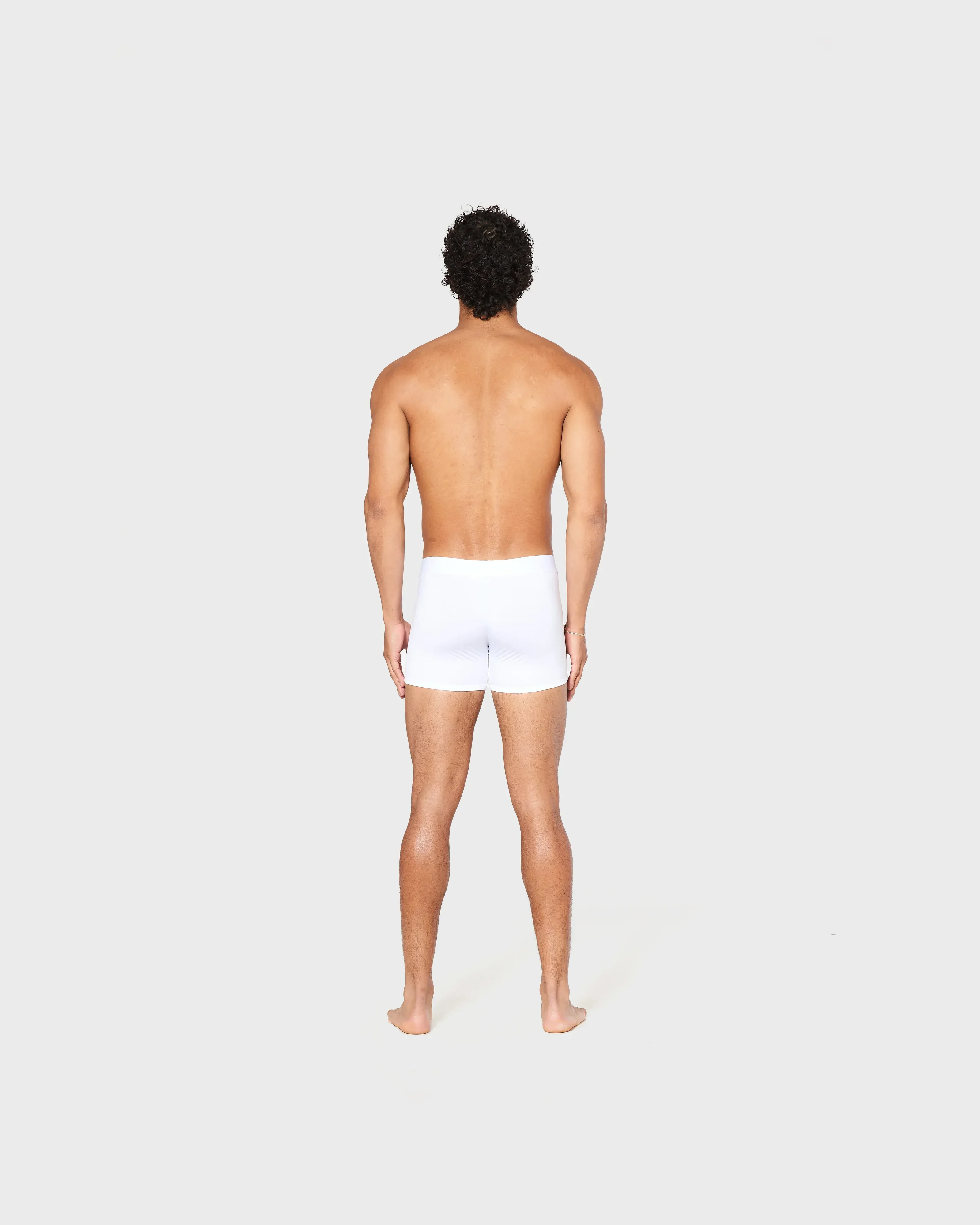 WHITE (SHORT) - Image 4